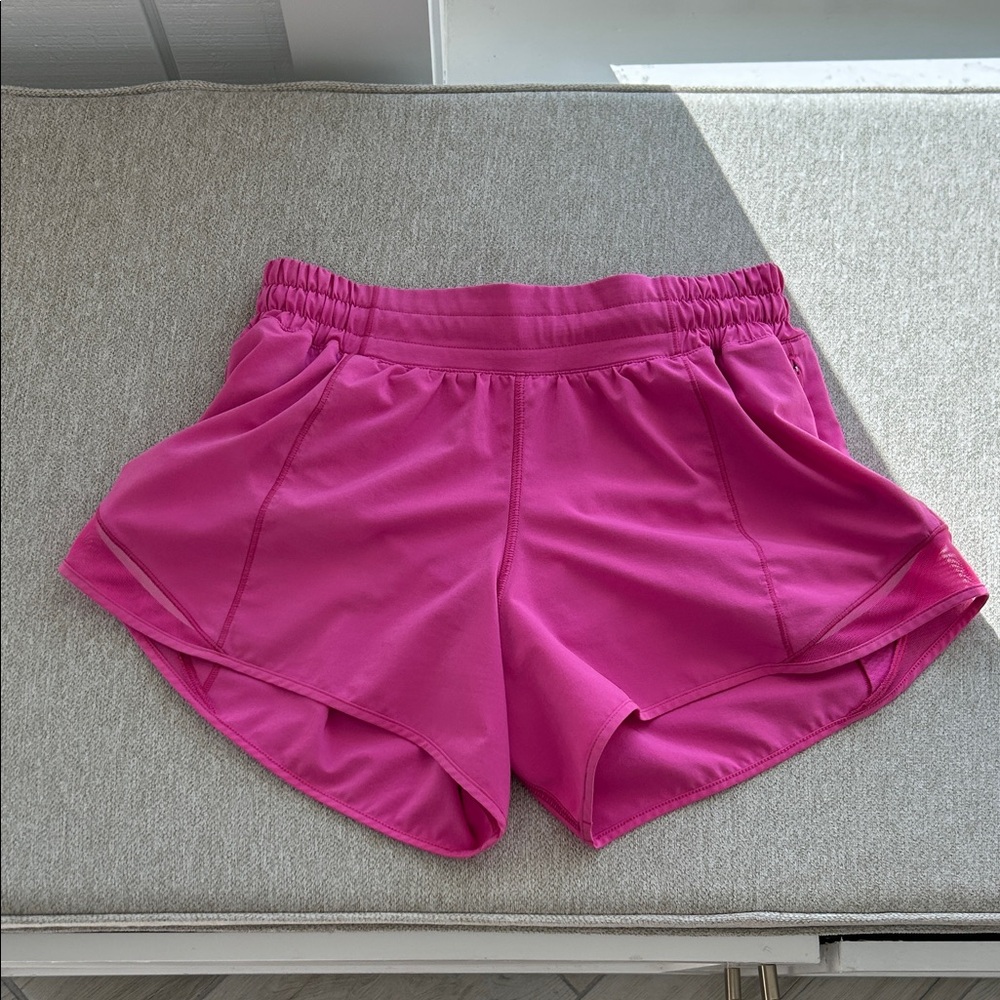 sonic pink lululemon hottie hots